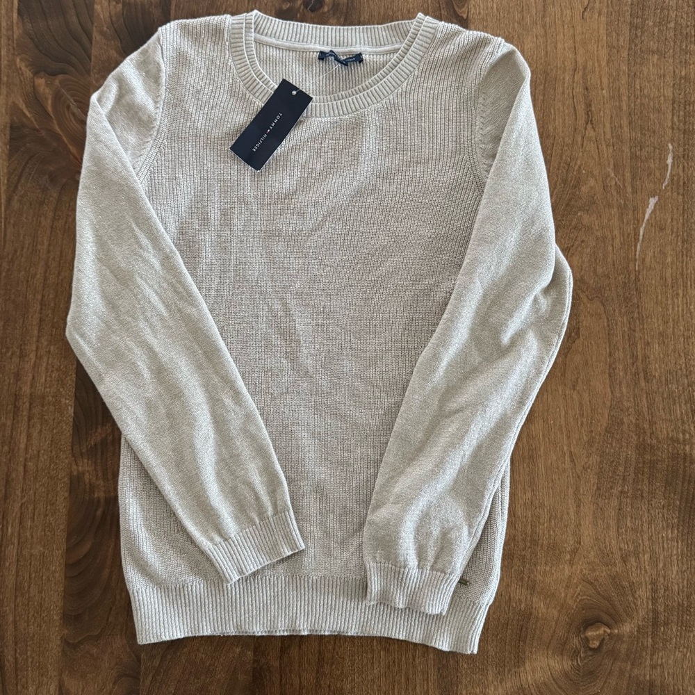 NWT Women’s Tommy Hilfiger Golden Shimmer Sweater